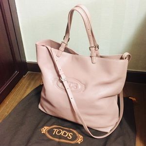 TOD’S | Medium Shopping Tote in Blush Pink